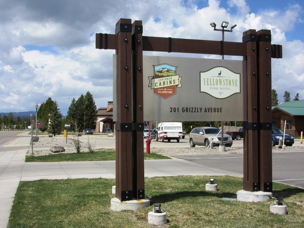 Yellowstone Park Hotel West Yellowstone Exterior photo